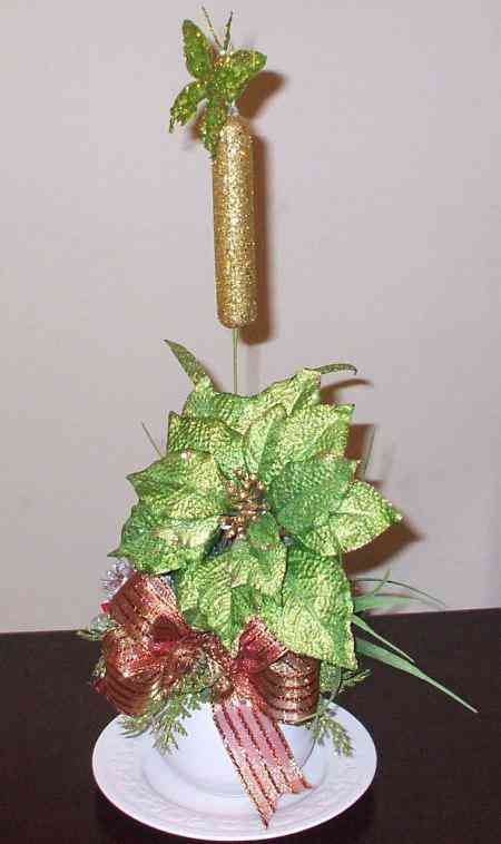 arreglo-navidad-con-taza Manualidades navideñas: arreglo navideño en una taza 1