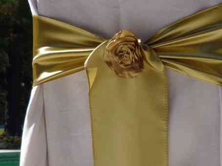 Un último detalle en tu mesa de Nochevieja 4 adorno dorado