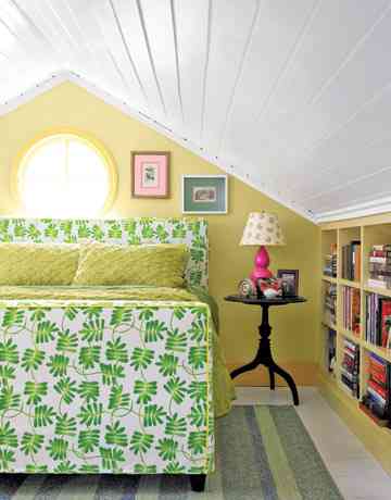 habitación de color amarillo cítrico