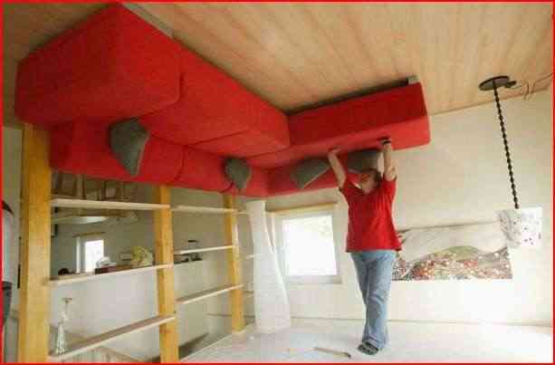 Una casa muy original ¡patas arriba! 2 interior de una casa patas arriba