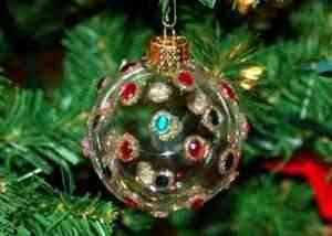 bolas-de-cristal2 bolas de cristal2 300x214 Manualidades Navideñas: bolas de cristal pintadas