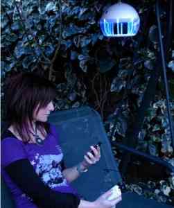 lampara-altavoz2 Iluminación y música, dos en uno 2