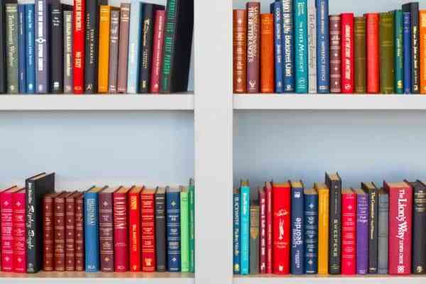 Tipos de librerías para decorar tu casa