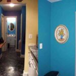 Decoración de pasillo en blanco y azul