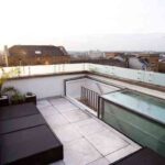 Terraza en apartamento contemporáneo en un antiguo hostipal