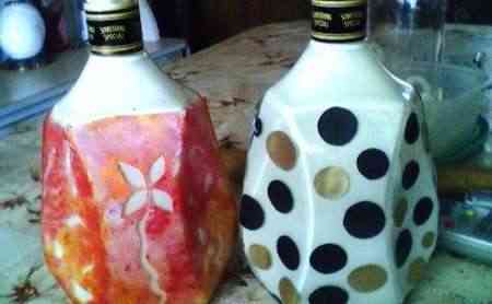 Manualidades: botellas de cristal decoradas