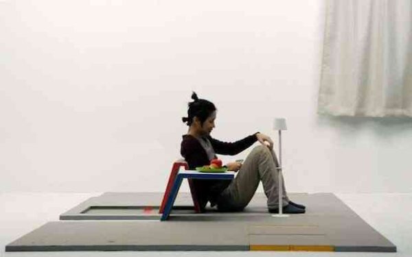 Una alfombra que se convierte en mueble