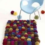 alfombra pompones2