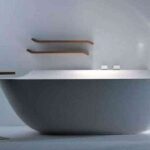 Bañera con estilo e iluminación