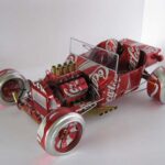 coche-reciclado-lata cocacola.JPG