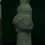 Cómo hacer una momia para tu decoración de Halloween 3 momia terrorífica para Halloween