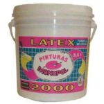 Pintura de latex para rellenar o reparar