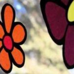 Flores de papel para decorar las ventanas