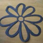 Flores de papel para decorar las ventanas 2