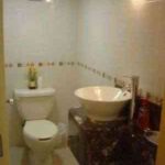 71_MEDIO BAÑO PLANTA BAJA