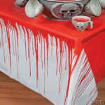 mantel-sangriento-halloween.jpg