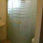 1267512216_77488253_1-Fotos-de–canceles-para-bano-en-cristal-templado