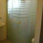 1267512216_77488253_1-fotos-de-canceles-para-bano-en-cristal-templado-225×300