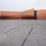 fachada de cobre – el museo del fuego