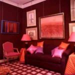 dark-colored-wall-of-large-room-300×300-1
