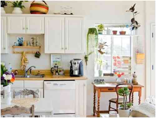 Una oficina en la cocina