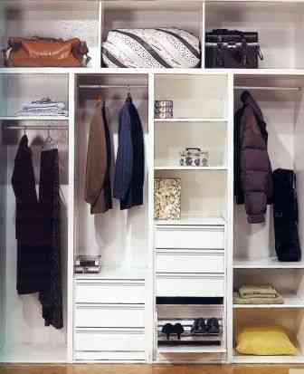 Mi Armario es un desastre! Cómo organizar tu armario 1