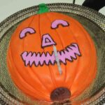 decoracion-de-tartas-de-halloween-tarta-en-forma-de-calabaza-1