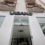 Diseño de una zapatería con líneas limpias y depuradas 9 Zapatería Urbano en Priego de Córdoba