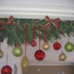 decorar la puerta con esferas