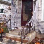 puerta-de-miedo-para-halloween-calabazas-y-telaranas-1