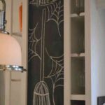 mural con tiza de Halloween
