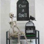 ventana de halloween con tiza