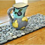 individual hecho de piedras