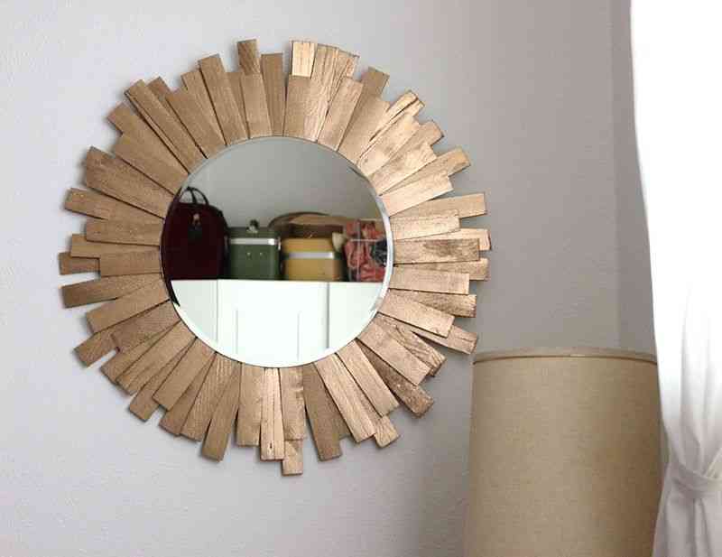 Queja Barón Palabra Marco de espejo hecho de láminas de madera