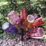 decorar-el-jardin-botella-recicladas-1