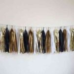 guirnaldas doradas y negras