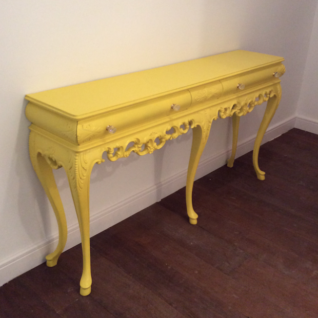 muebles restaurados - amarillo