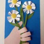 Tarjeta para el día de la madre margaritas con botones