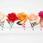 decoracion-con-conos-de-helado-y-flores-1