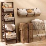 bano-decorado-con-mimbre-1