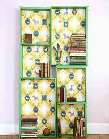 Idea para decorar con una estantería hecha de cajones 1 estanteria