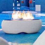 chimenea-de-diseno-planika-piscina-1