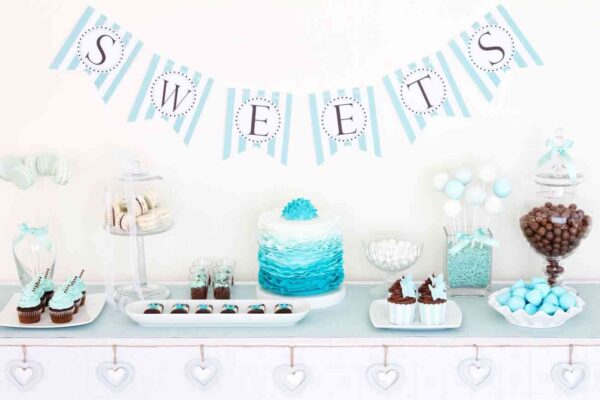 mesa con dulces