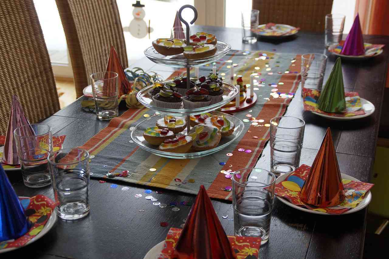 Ideas Para Decorar Mesa De Cumpleaños De Niños : 4 Ejemplos Para Una