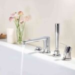 bano-romantico-flores-en-lavabo-1