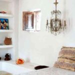 dormitorio-con-lampara-vintage