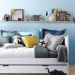 vertbaudet-cama-con-cojines-y-estanteria-1