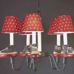 lampara-de-brazos-con-zapatillas