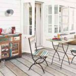 terraza-sillas-tijera-maisons