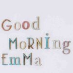 good-morning-emma-car-mobel-1